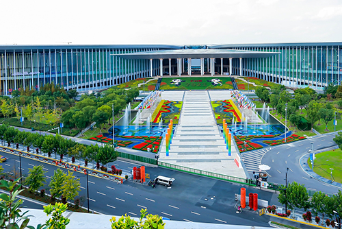 意點(diǎn)會展：進(jìn)博會指定搭建商、展臺設(shè)計搭建的典范